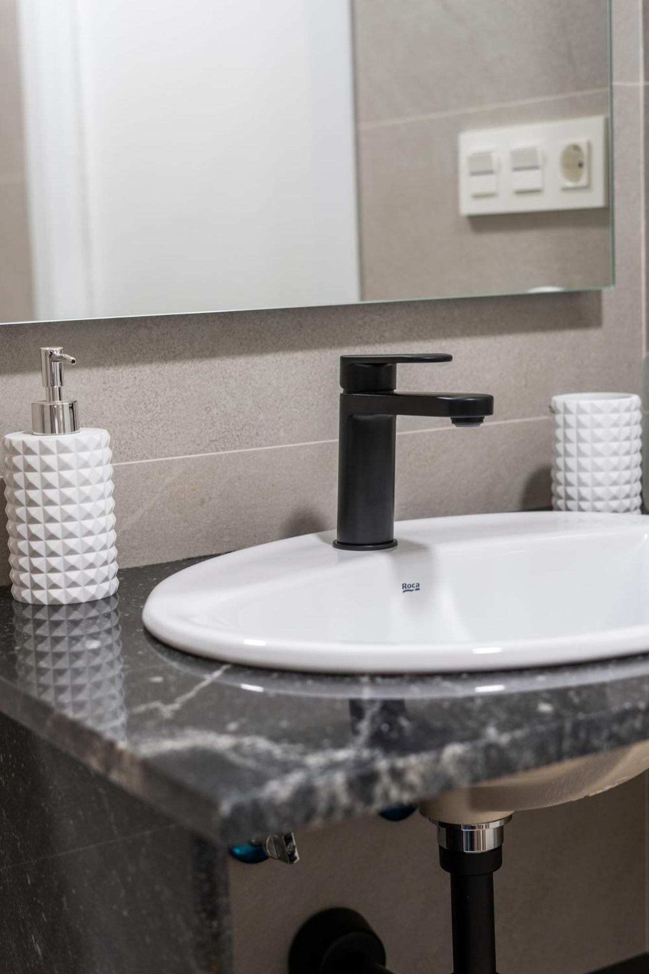 Vlc Host - Ausias March Apartment Valencia