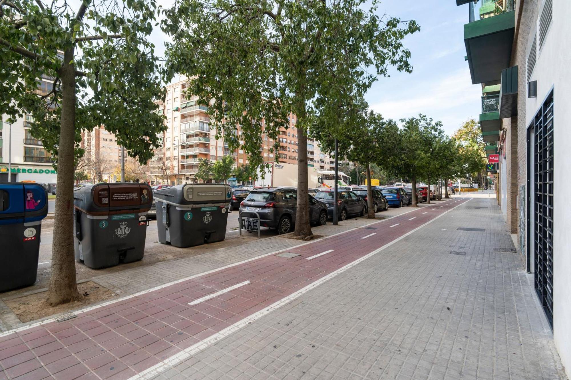 Vlc Host - Ausias March Valencia